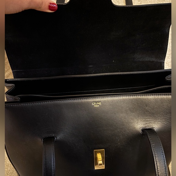 CELINE Medium Soft 16 bag in smooth calfskin - Picture 5 of 6